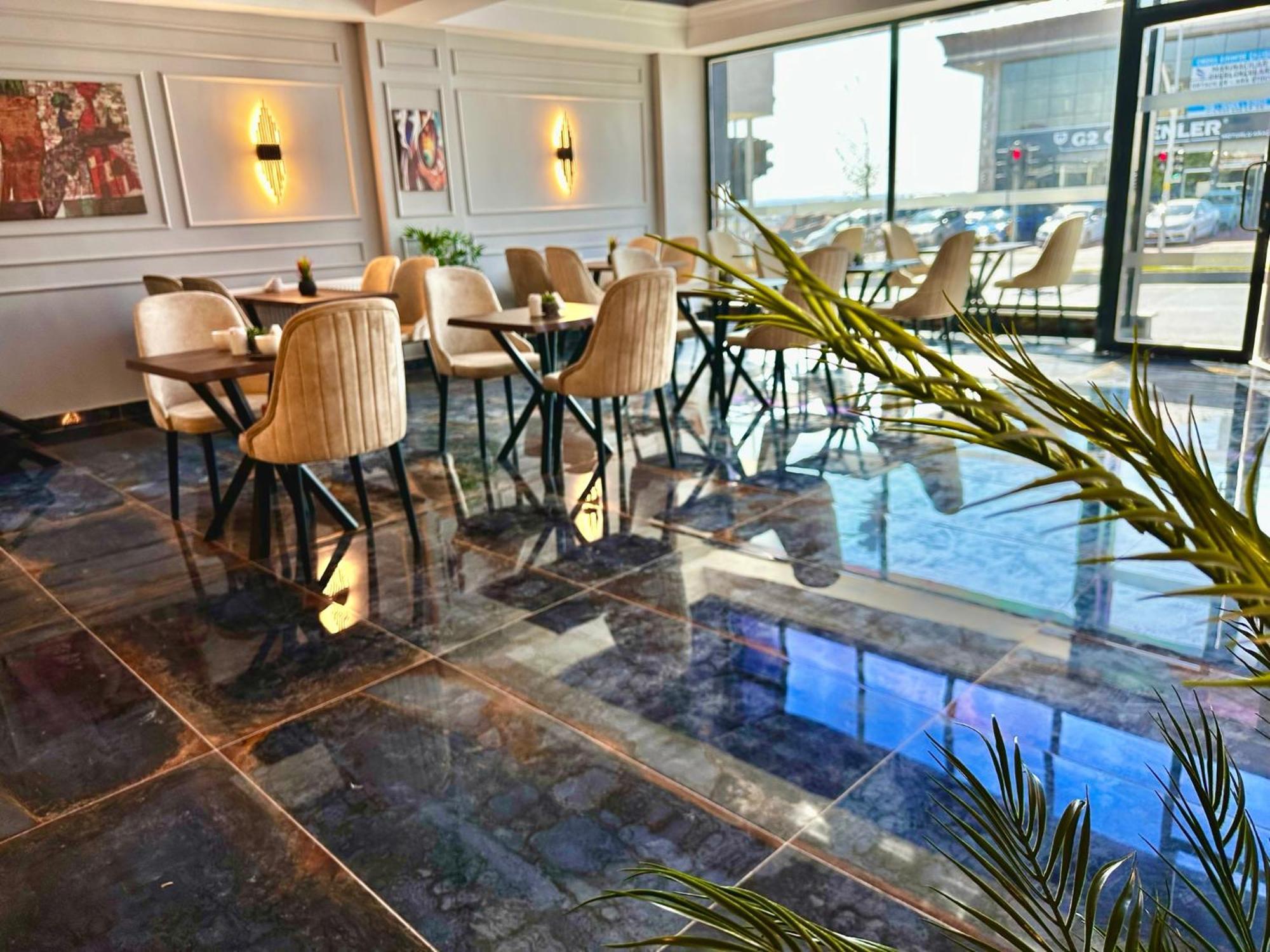 Skymoon Istanbul Airport Hotel Arnavutkoy Esterno foto